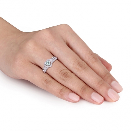 Помолвочное кольцо из белого золота с аквамарином 5 мм, огранка Сердце и бриллиантами