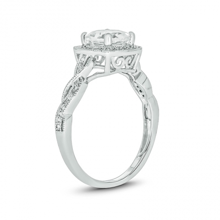 Помолвочное кольцо из белого золота с  Крупным белым сапфиром 7 мм и бриллиантами