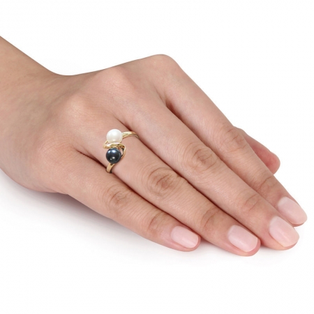 Женское кольцо из желтого золота 585 пробы с черным и белым жемчугом